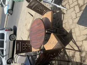 Brown Marble Table And Restaurant Brown Chairs