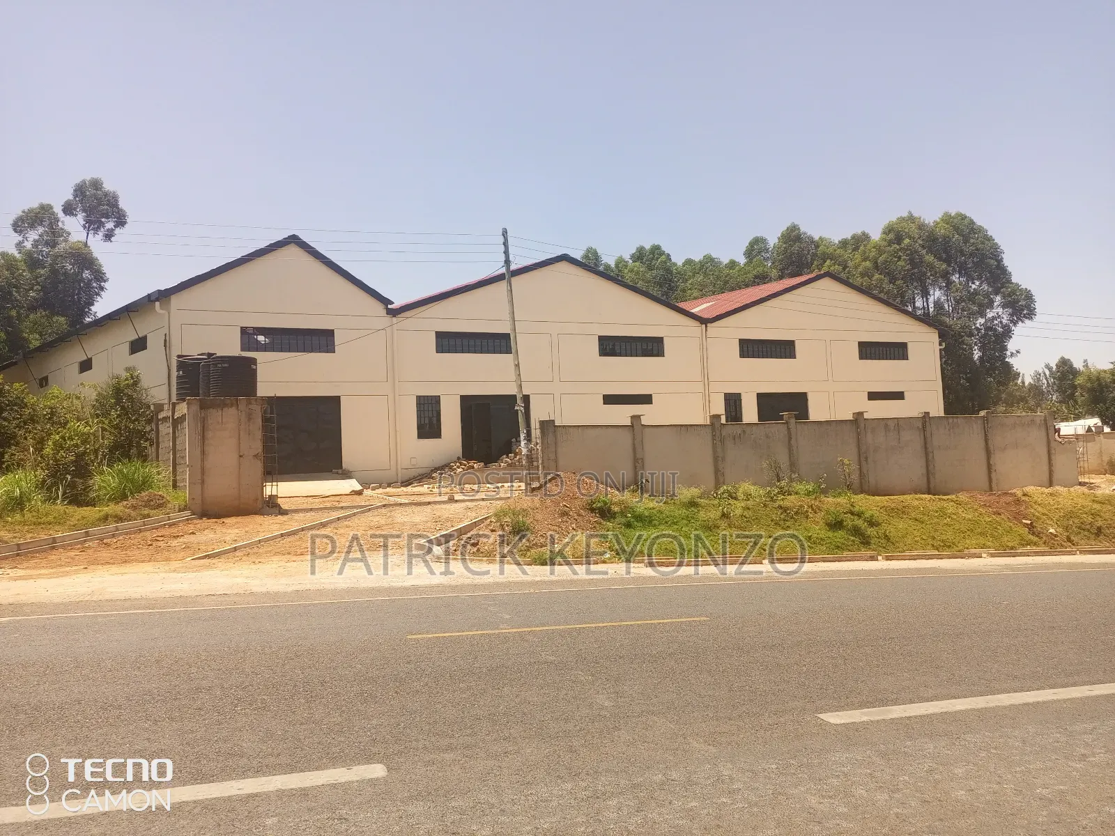 Spacious Godowns to Let