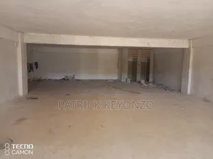 Spacious Godowns to Let