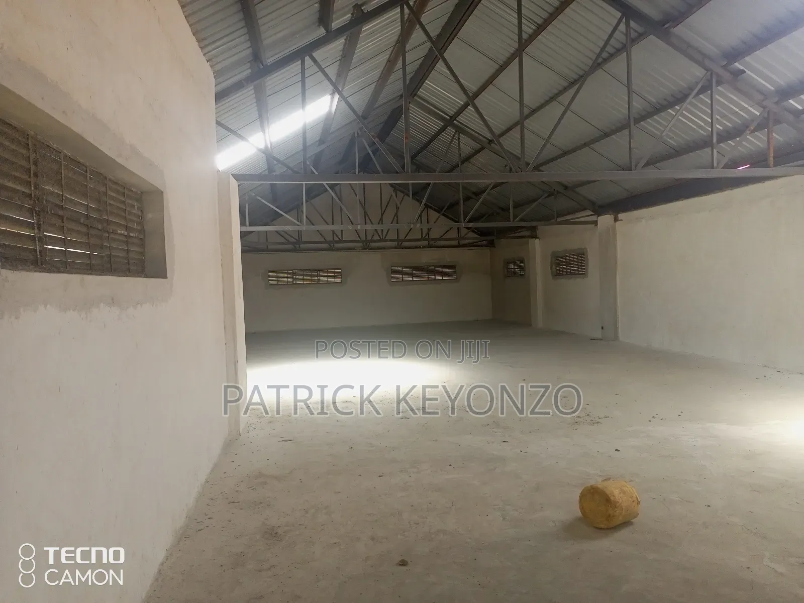 Spacious Godowns to Let