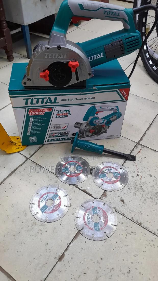 Total Wall Chaser 1500w