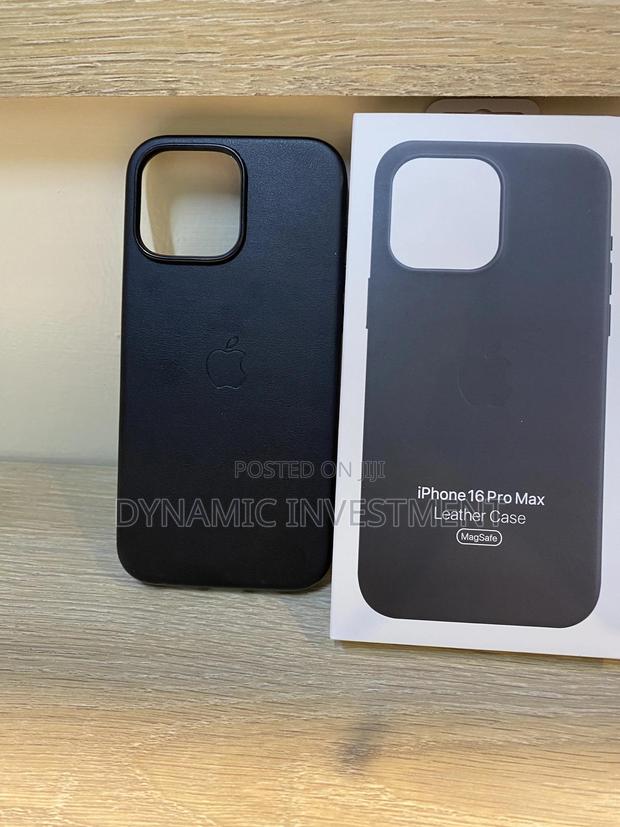 iPhone 16 Pro Max Full Grain Genuine Leather Magsafe Case - main view