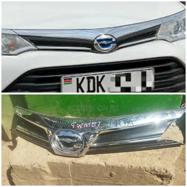 Toyota Fielder 165 Radiator Hybrid Grill