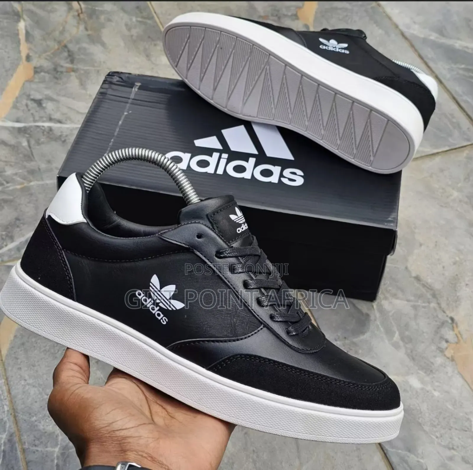 Men Adidas Itcasual Sneakers