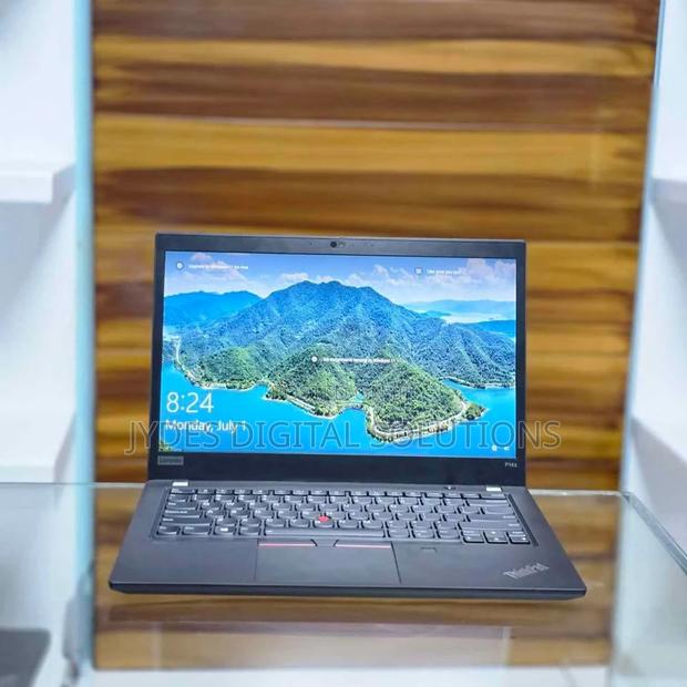 Laptop Lenovo Thinkpad P14s 16GB Intel Core I7 SSD 512GB - main view