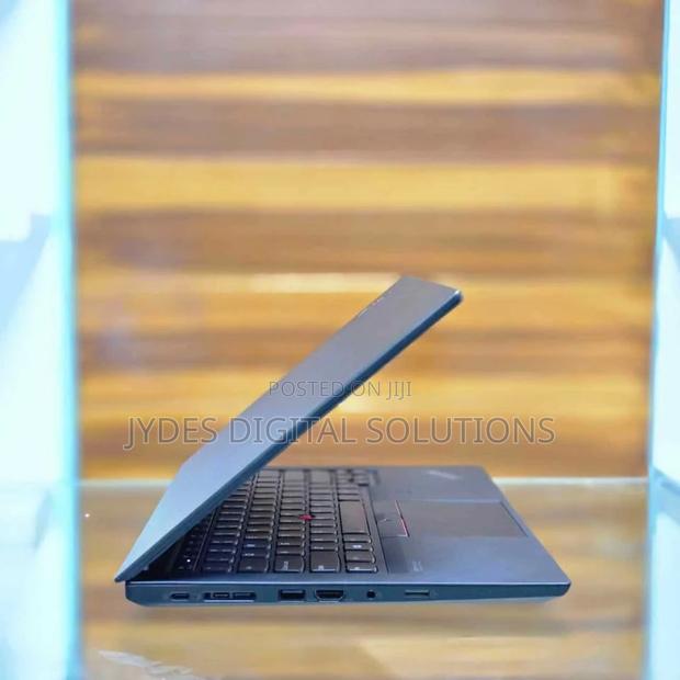 Laptop Lenovo Thinkpad P14s 16GB Intel Core I7 SSD 512GB - thumbnail 5