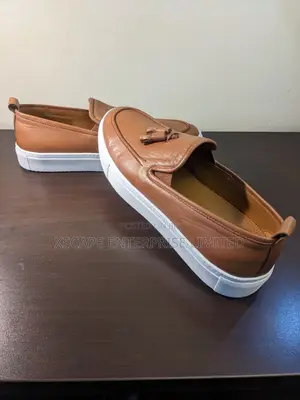 Tassel Leather Loafers (White Rubber Sole)
