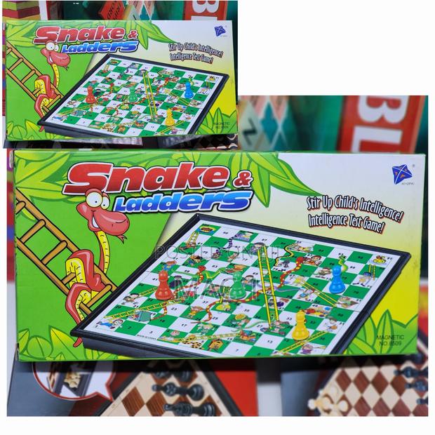 Snak and Ladders Board Game - main view
