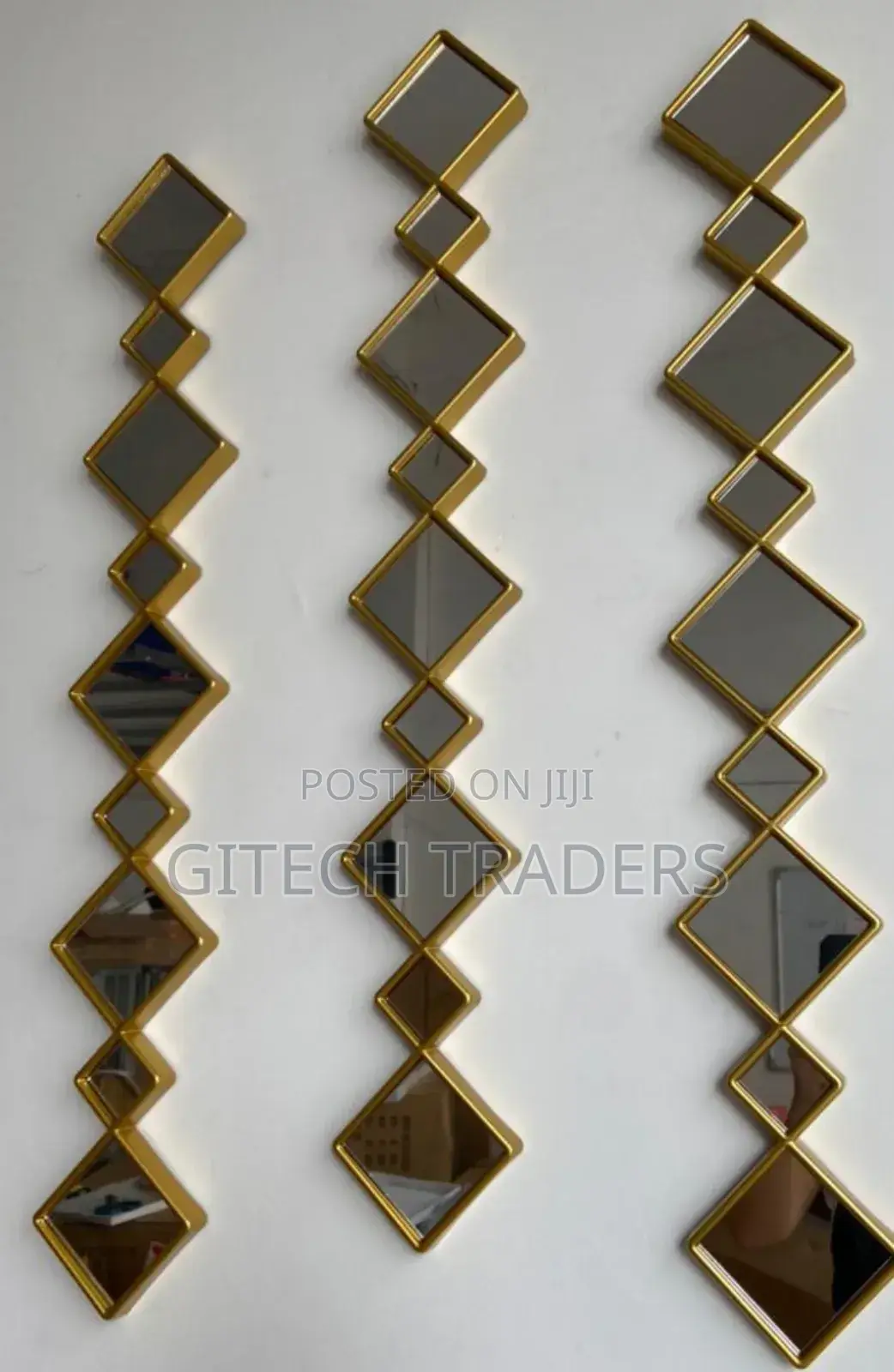 *3 in 1 Quad Corner Decor Mirrors