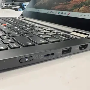 Laptop Lenovo ThinkPad X390 Yoga 8GB Intel Core i5 SSD 256GB