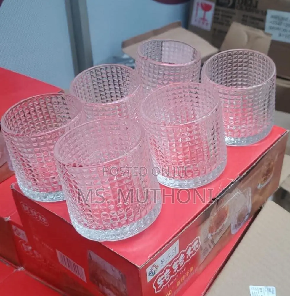 4 Pieces Whiskey Wobbling Glasses /Spinning Glasses