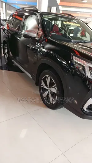Subaru Forester Premium AWD 2019 Black