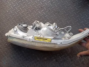 Fielder 2005 Headlight Xenon LHS
