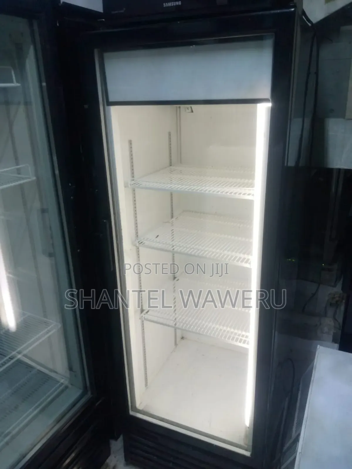 407 Litres Cooler Refrigerator ( Display Fridge)