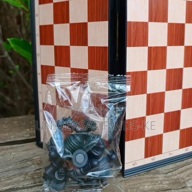 Brains Chess Board Game Medium Size - thumbnail 5