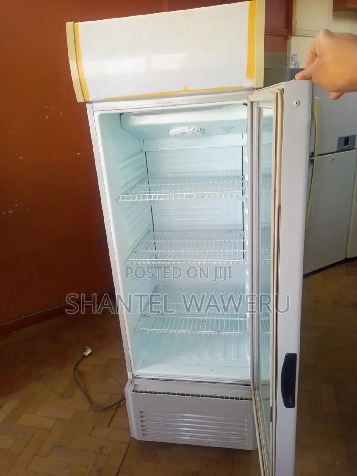 Ramtoms Chiller ( Display Fridge 400litres)