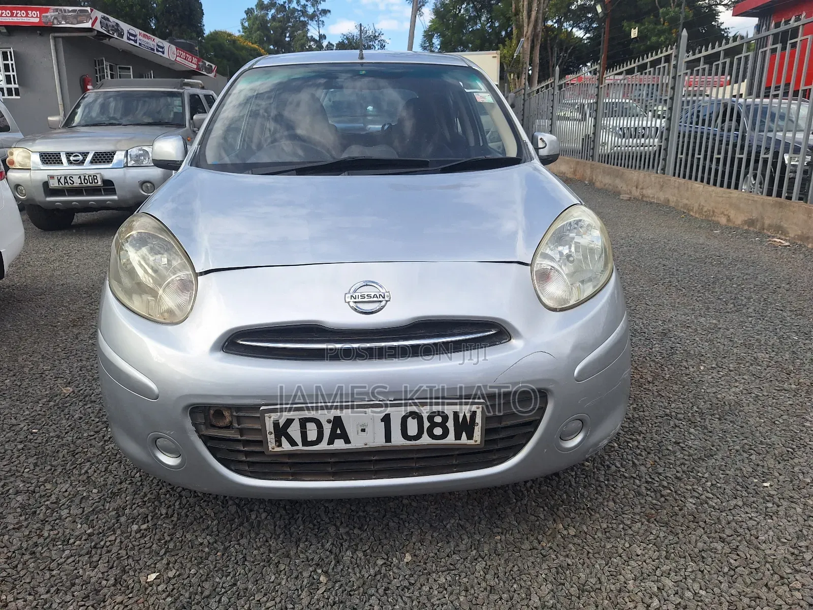 Nissan March 1.2 AWD 2013 Silver
