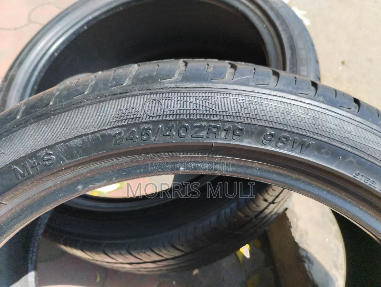 245/40r19 Radar