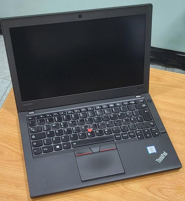 Laptop Lenovo ThinkPad X260 8GB Intel Core I5 SSD 256GB - main view