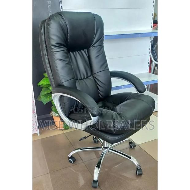 Executive Boss Managerial Office Chair