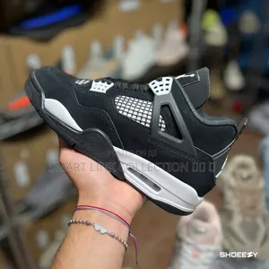 Jordan 4 *White Thunder*