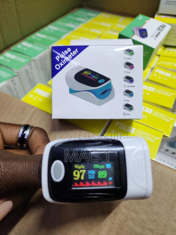 Premium Quality Pulse Oximeter - thumbnail 3