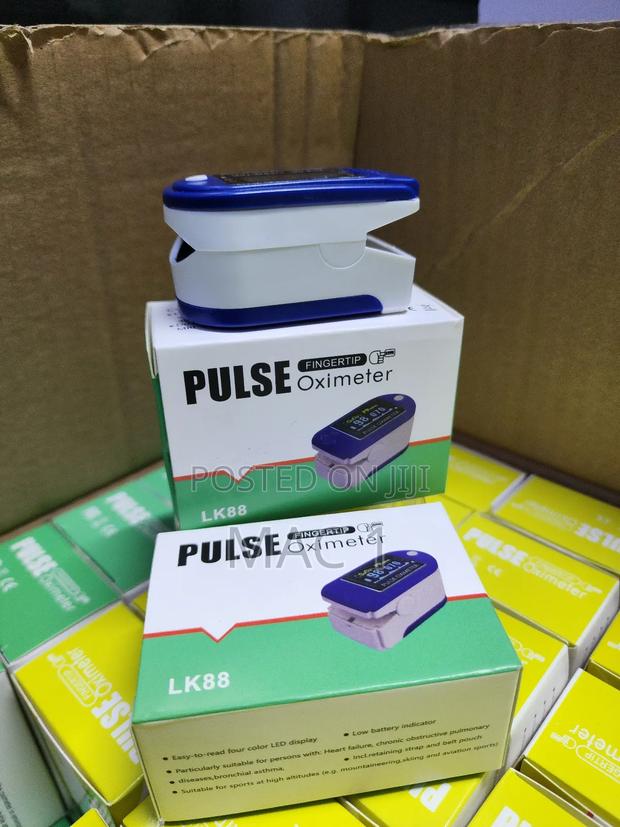 Fingertip Pulse Oximeter - thumbnail 3