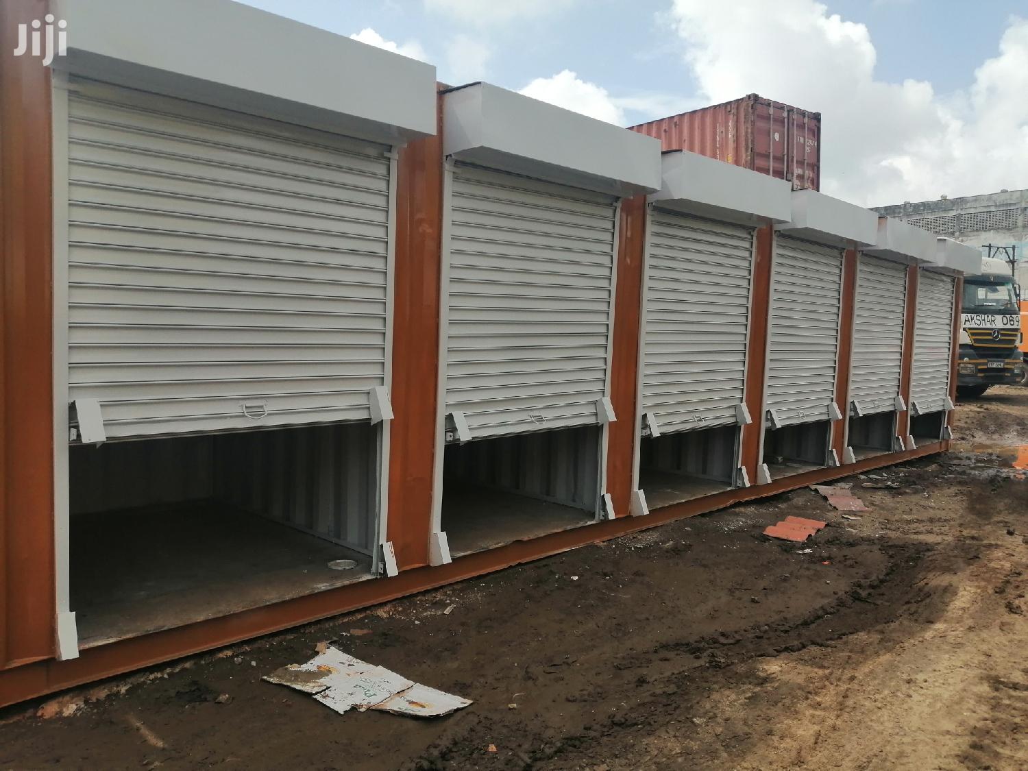 Container Stalls