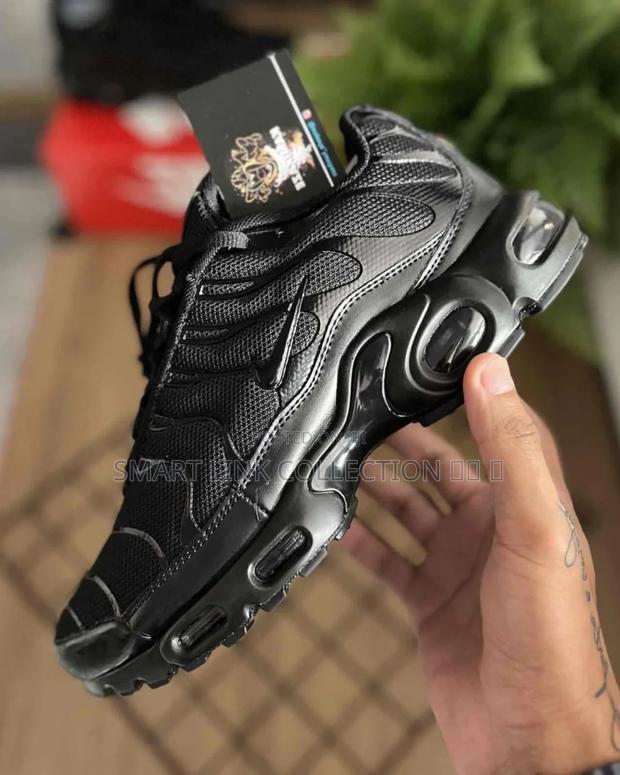 Nike Tn Airmax *Black* - thumbnail 2