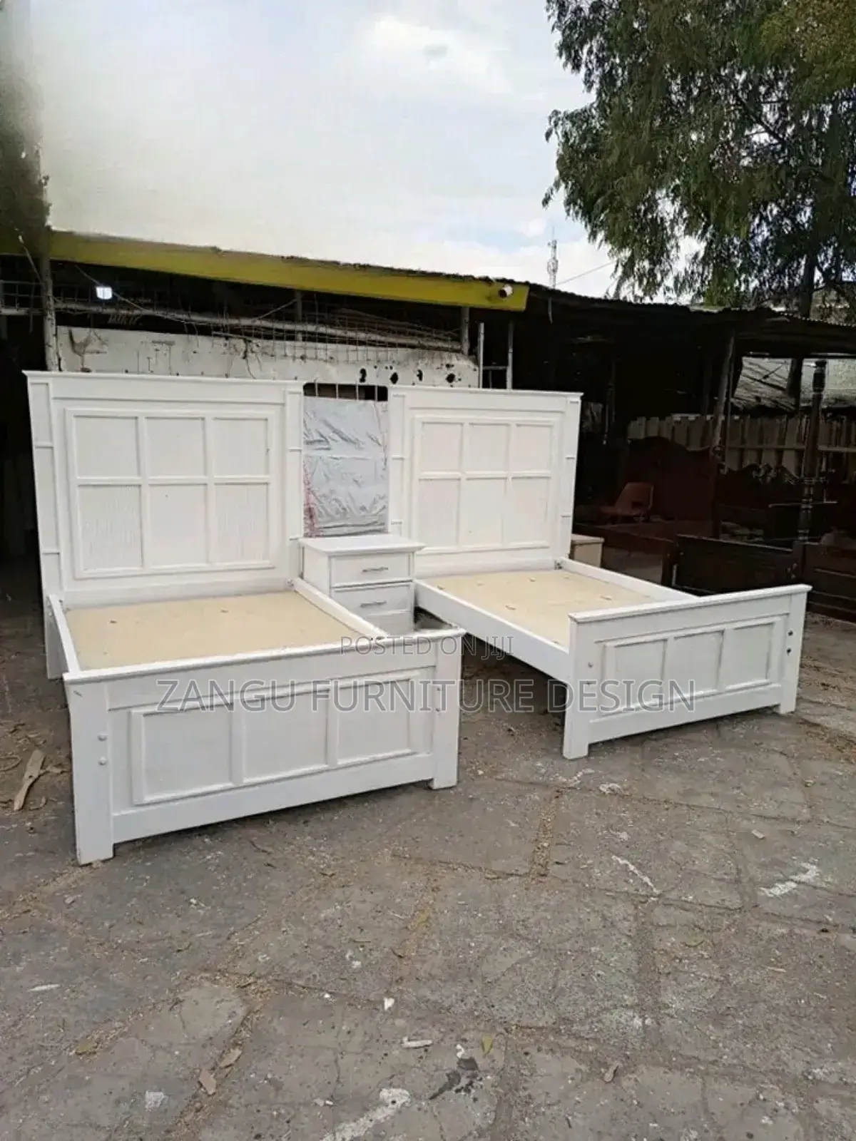 Stimulating Beds 4'6