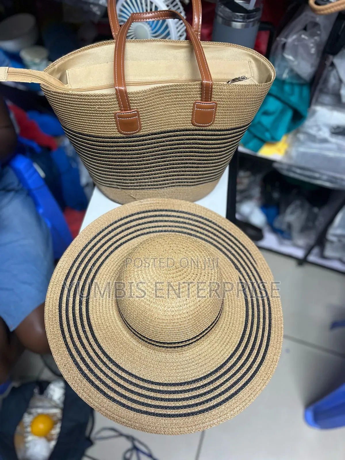 Straw Summer Bags With Matching Hats at 2000