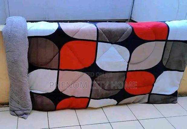 Star Design Single Woolen Blanket - thumbnail 2