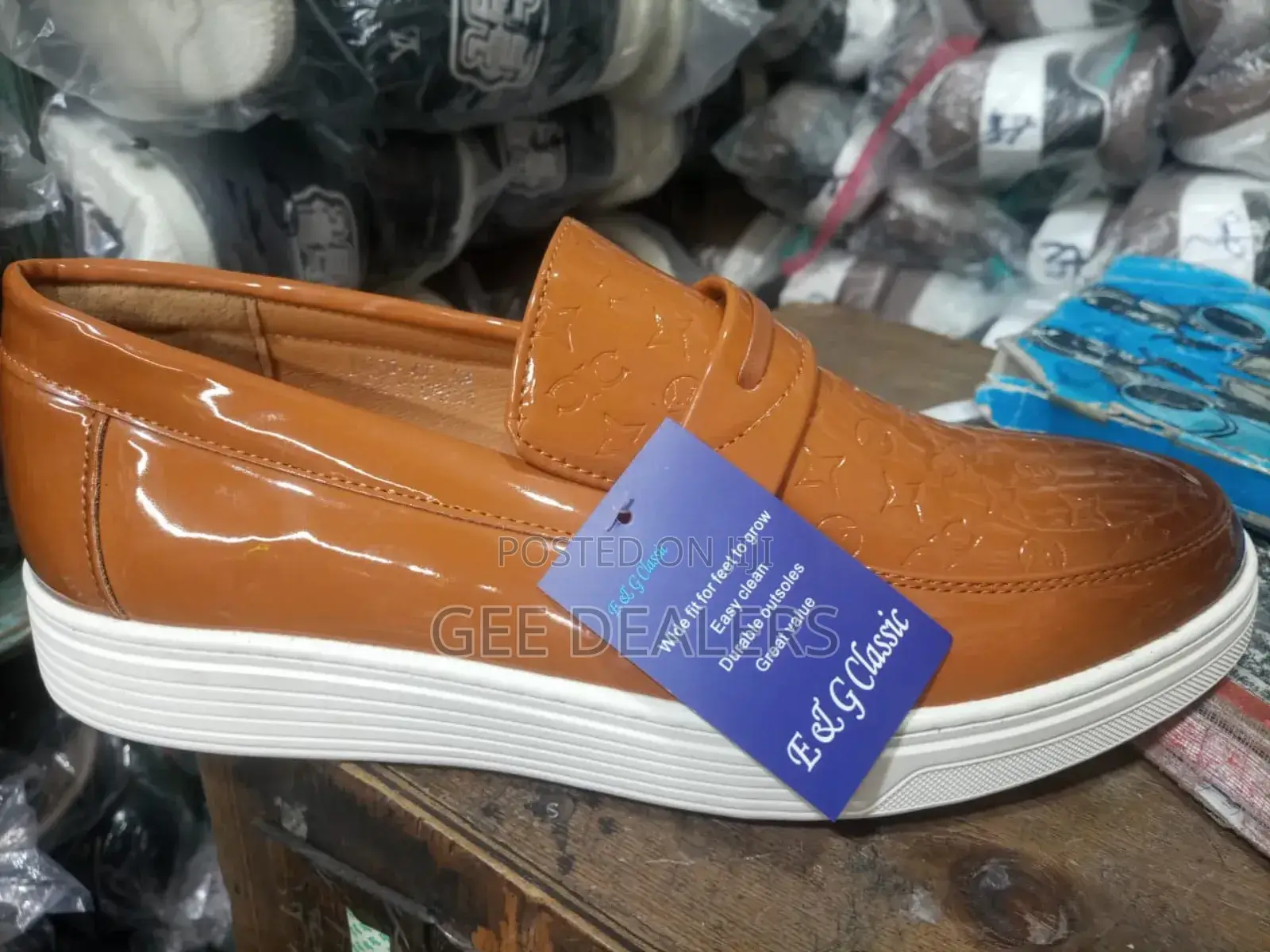 Men Wetlook Casual Shoes,Wetlook