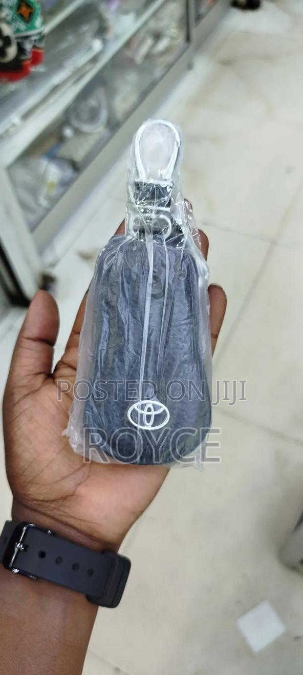 Premium Car Key Holder - thumbnail 3
