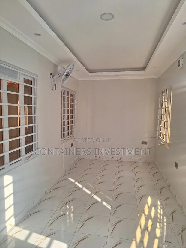 Container Offices for Sale- 20ft Offices Up for Grabs. - thumbnail 3