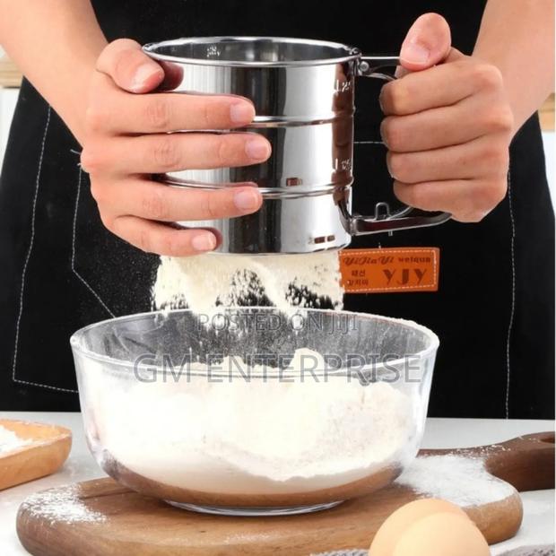 Handheld Stainless Steel Flour Sieve