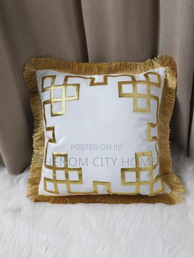 New Luxury Velvet Throwpillow Covers - thumbnail 2