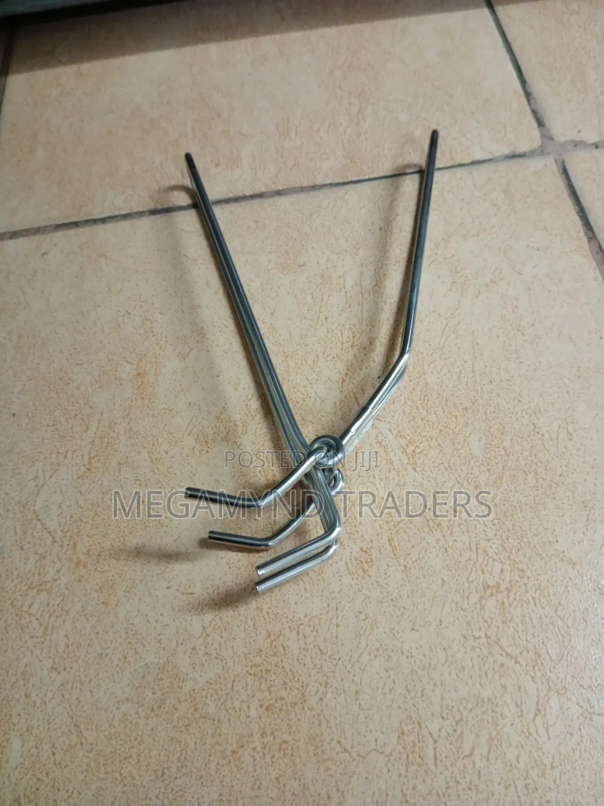 Stainless Steel Sufuria Kamata/Wire Tong Made India