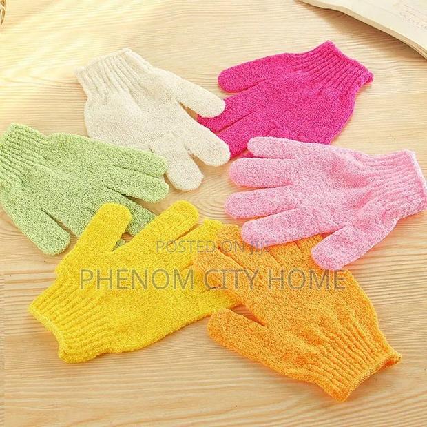 New Bath Hand Gloves Available