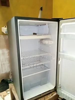 Vonhotpoint 92ltr Energy Saver, Low Noise, Mini Fridge
