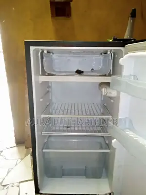 Vonhotpoint 92ltr Energy Saver, Low Noise, Mini Fridge