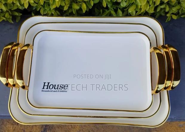 *Set of 3 Tray