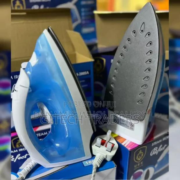 *Eurochef Steam Iron