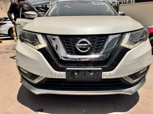 Nissan X-Trail 2.0 Petrol AWD 2018 Pearl