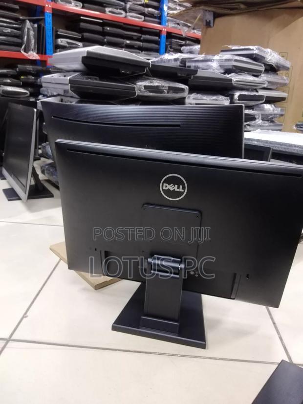 24inch Dell Monitor Edge to Edge - thumbnail 2