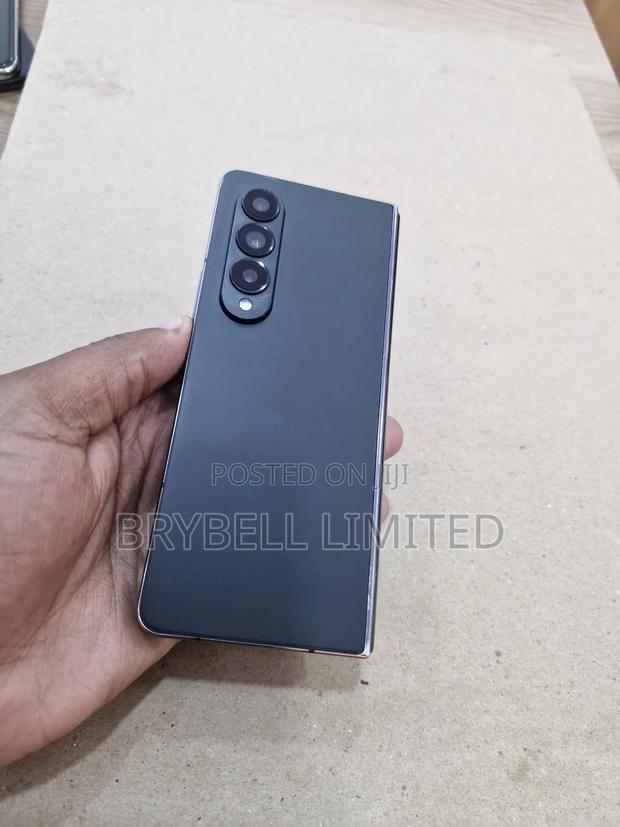 Samsung Galaxy Z Fold4 512 GB Black - main view