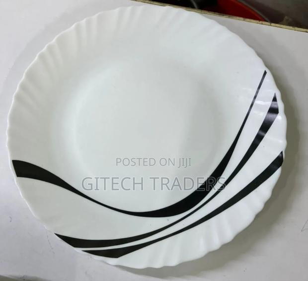 *Set of 6 Diva Plates