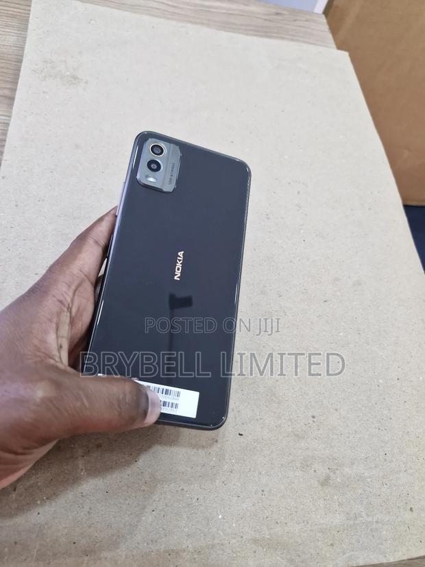 New Nokia C32 128 GB Black - thumbnail 3