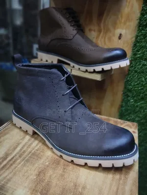 Timberland Boots 
Size 40-45