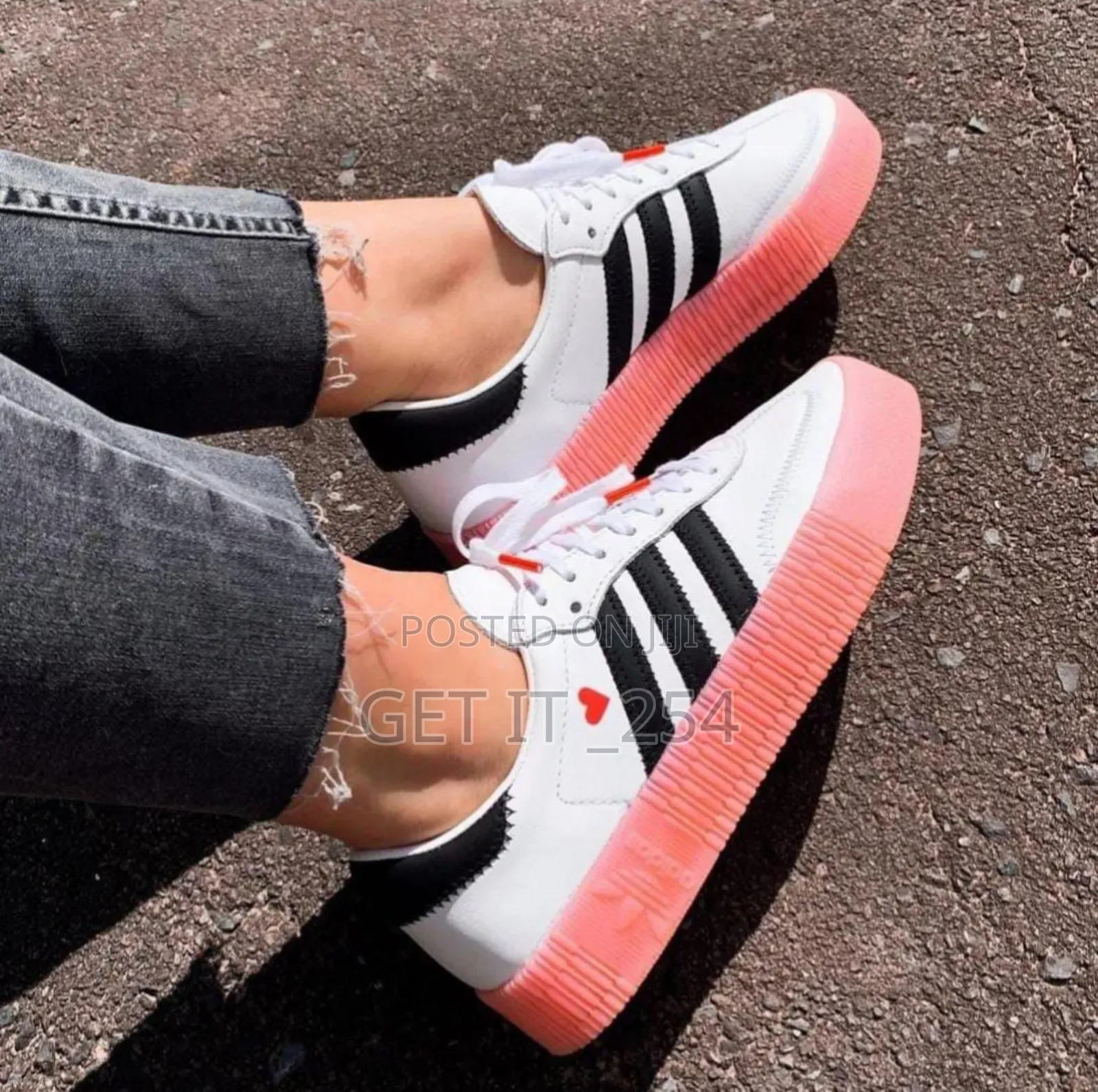 Adidas Samba *Rose*
Sizes 36-40